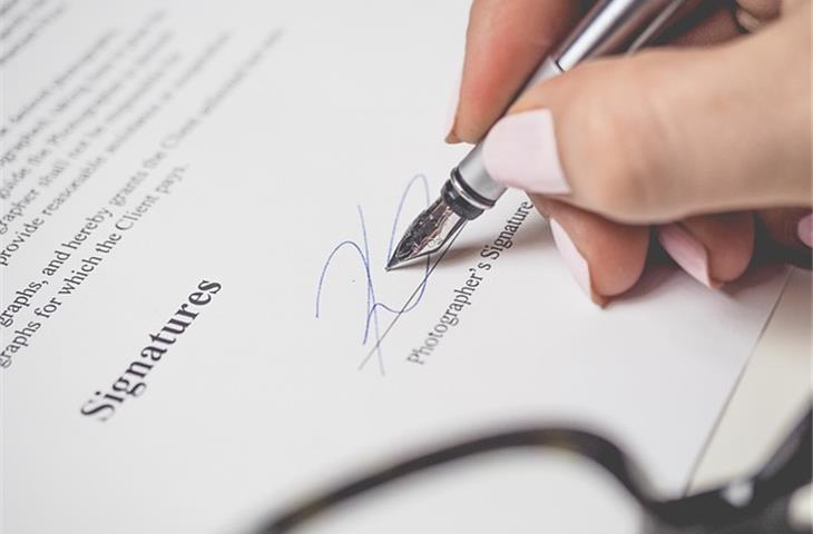 contract of adhesion insurance